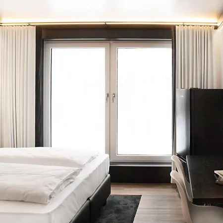 Hotel Lim By Wmm *